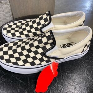 checkered vans